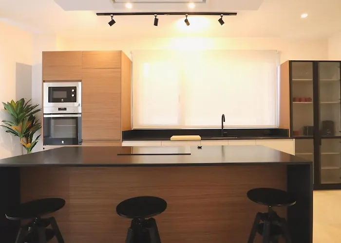 Notel Club - Cuesta Loft Santander